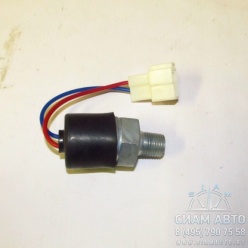 Датчик выключения стоп сигналов XMQ6127 (40193) Датчик выключения стоп сигналов XMQ6127 (40193)