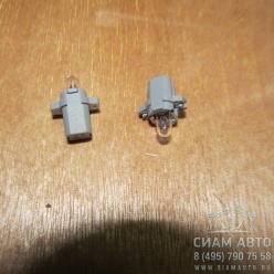 Лампа автомобильная панели приборов с цоколем 24V 1,2W B8,3d (91493) Лампа автомобильная панели приборов с цоколем 24V 1,2W B8,3d (91493)